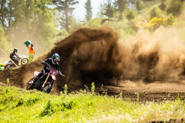 El Campeonato Nacional de Motocross, CHILE MX, define a sus monarcas en la región de Ñuble