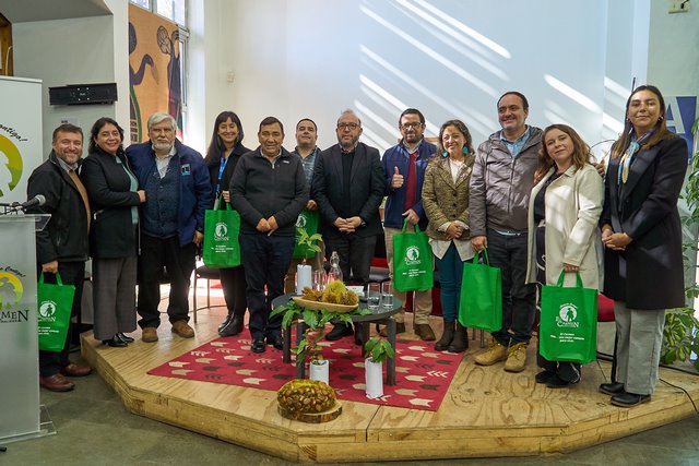 Con múltiples desafíos para el mundo de la Castaña  concluyó  seminario en El Carmen